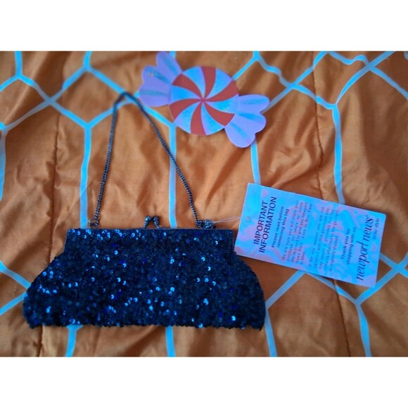 Newport News Handbags - Vintage Newport News Black Sequin Kiss Lock Shoulder Bag Silver Strap Small